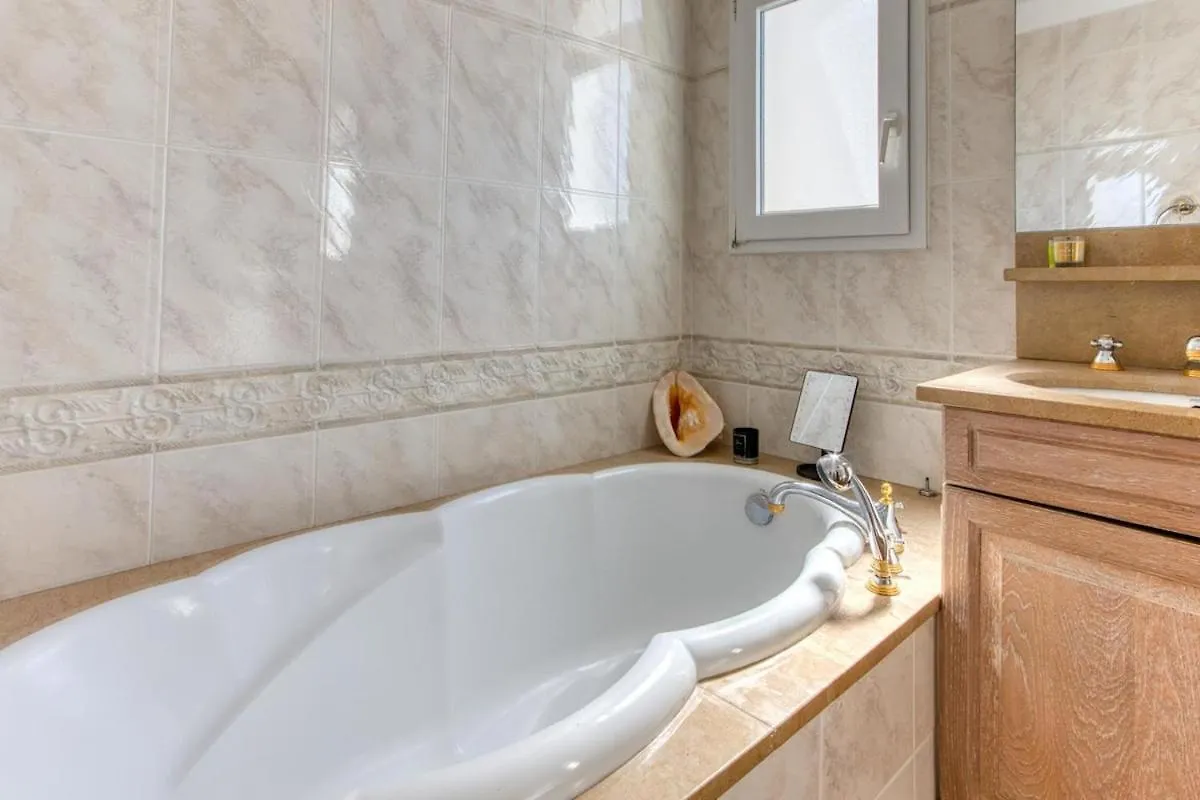 Villa De Lujo Con Amarre Y Piscina 0*, Empuriabrava İspanya